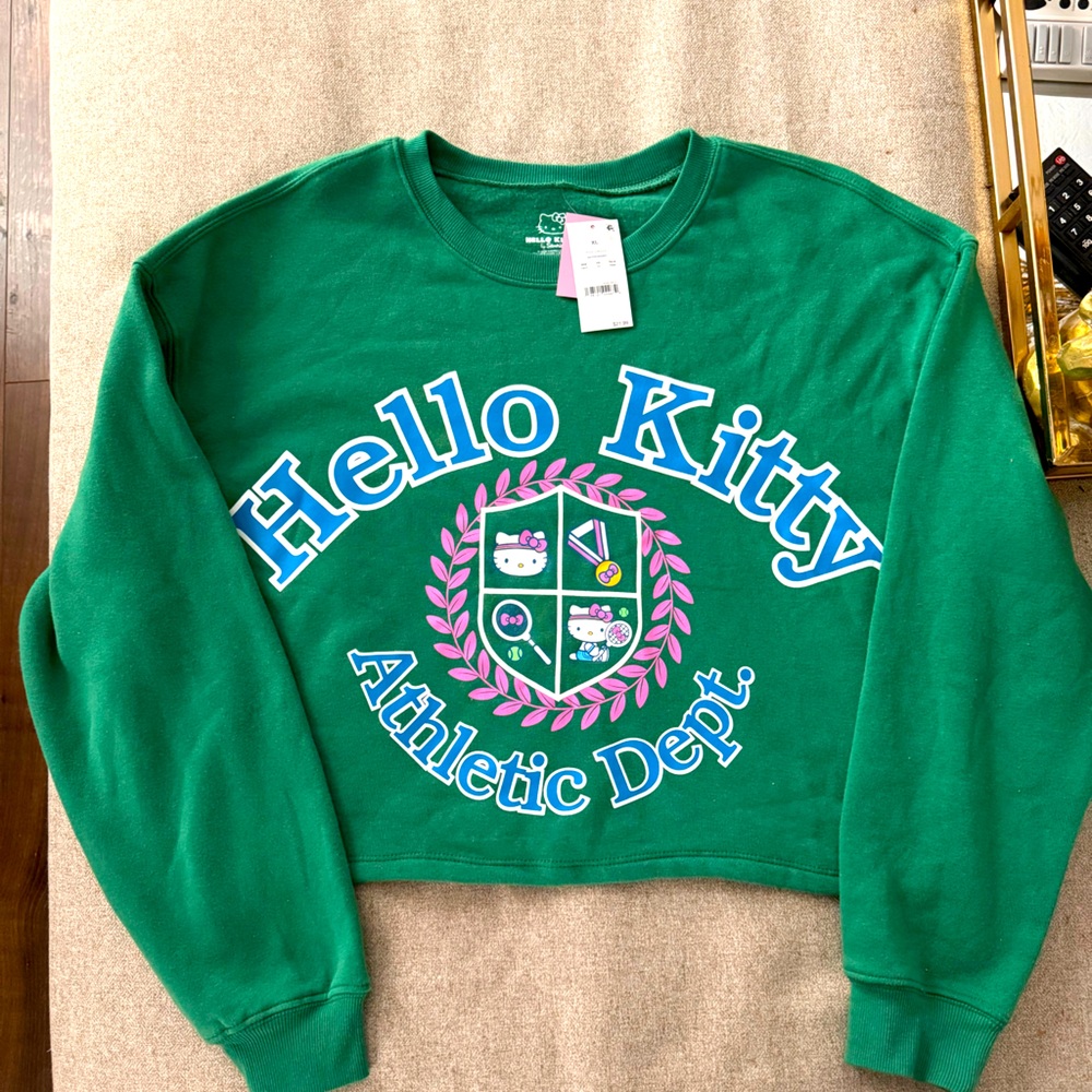 Woman’s Hello Kitty sweatshirt